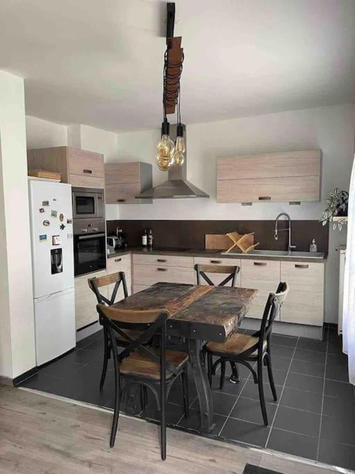 Vakantiehuis Maison 6 Personnes Hippodrome De Compiègne